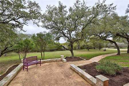 140 Barton Ranch Cir Dripping Springs, TX 78620