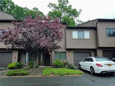 40 Timberline Dr Clarkstown, NY 10954