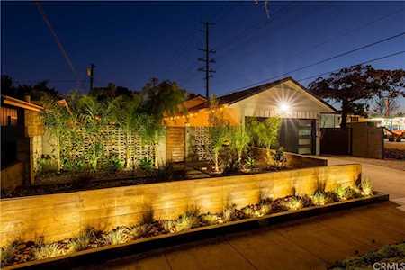 6400 E Los Santos Drive Long Beach, CA 90815