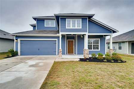 109 Sulphur River Loop Hutto, TX 78634