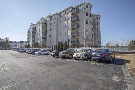 10 Seaport Dr #2107 Quincy, MA 02171