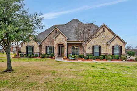 11089 Sarah Lane Fort Worth, TX 76179