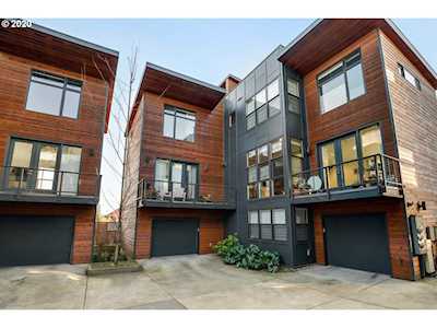 514 NE Sacramento St Portland, OR 97212
