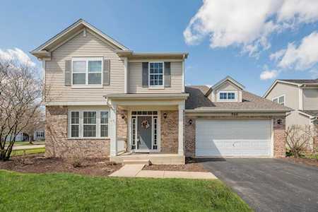 566 Cardinal Ave Oswego, IL 60543
