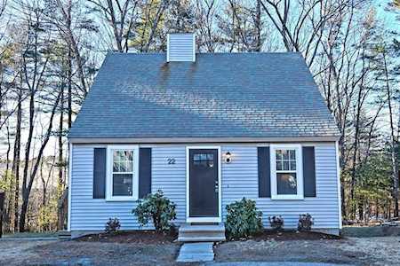 22 Arcadia Cir Marlborough, MA 01752
