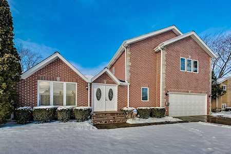 1222 Sherwood Rd Glenview, IL 60025