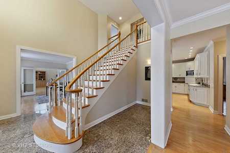 70 Falcon Dr Hawthorn Woods, IL 60047