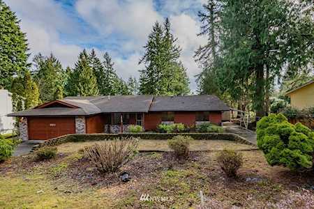 4513 NW Cascade St Silverdale, WA 98383
