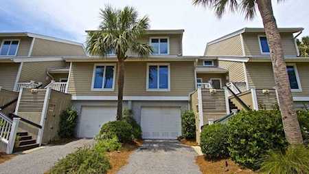 42 Linkside Ct Isle Of Palms, SC 29451