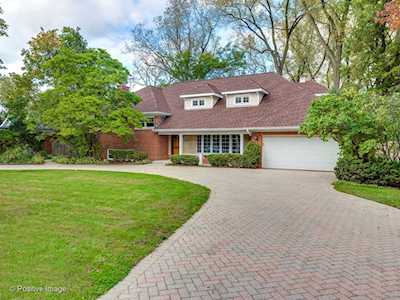 1246 Longvalley Rd Glenview, IL 60025