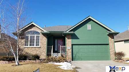 11540 Lakeview Dr Papillion, NE 68133
