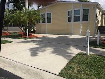 1332 Amethyst Lake Ln Naples, FL 34114
