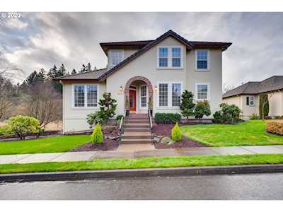 1933 N Teakwood St Canby, OR 97013