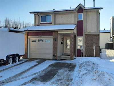 102 Goodwin Place Fort Mcmurray, AB T9J 1K1