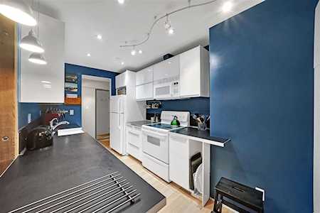 410 Agnes Street #212 New Westminster, BC V3L 1G1