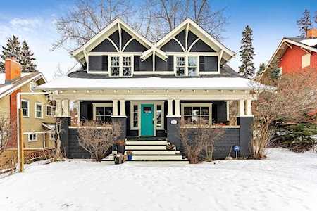 1936 11 Street SW Calgary, AB T2T 3L8