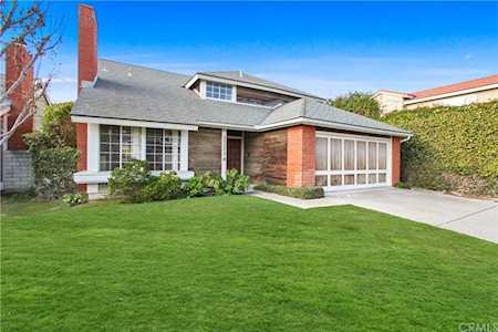 25572 Goldenspring Drive Dana Point, CA 92629
