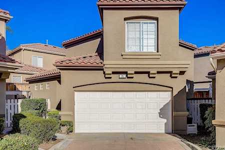 20 Calle De Las Sonatas Rancho Santa Margarita, CA 92688