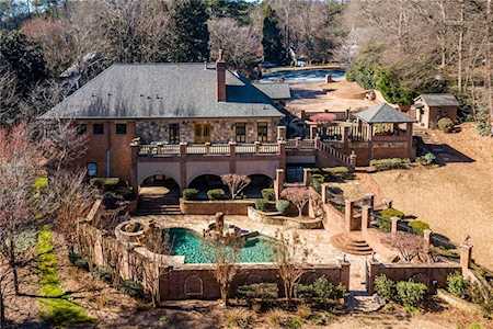 3883 Fairfax Ct Atlanta, GA 30339