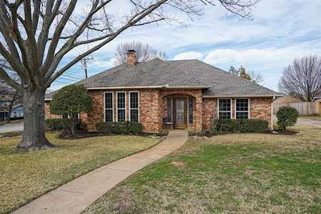 3124 Sweet Briar Street Grapevine, TX 76051