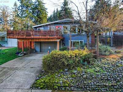 1850 W 24th Ave Eugene, OR 97405