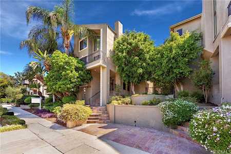 4536 Colbath Avenue #206 Sherman Oaks, CA 91423