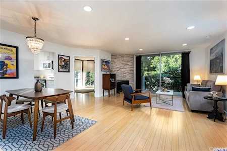 8530 Holloway Drive #421 West Hollywood, CA 90069