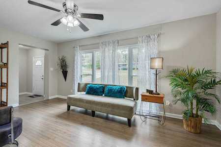 2410 Dozier Drive Tallahassee, FL 32301