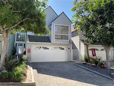 6075 Loynes Drive Long Beach, CA 90803