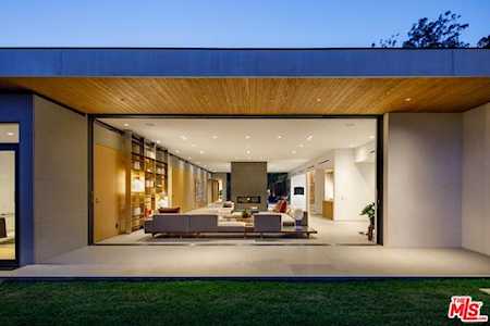 1241 Loma Vista Drive Beverly Hills, CA 90210