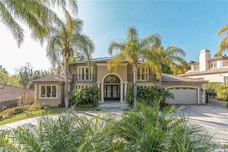 5101 Gould Avenue La Canada Flintridge, CA 91011
