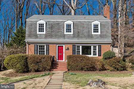 6520 Oakwood Dr Falls Church, VA 22041