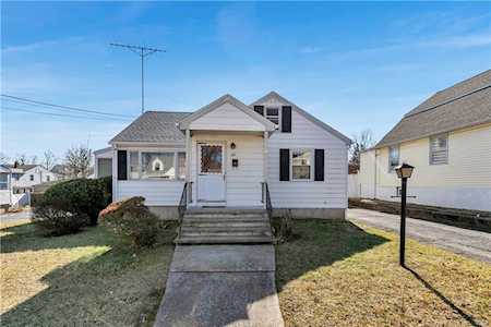 753 Fairview Avenue Bridgeport, CT 06606