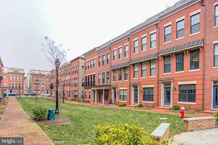 423 Bicksler Square SE Leesburg, VA 20175