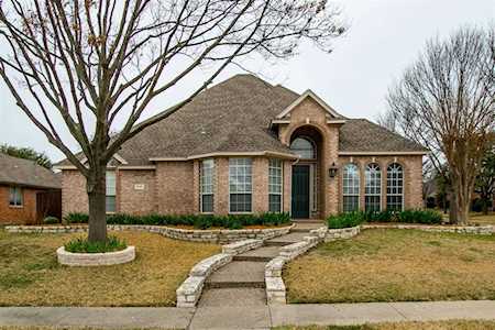 9421 Braxton Lane Plano, TX 75025