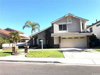 24492 Christina Court Laguna Hills, CA 92653