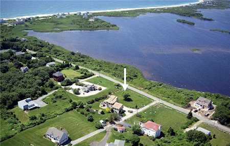 858 Green Hill Beach RD South Kingstown, RI 02879