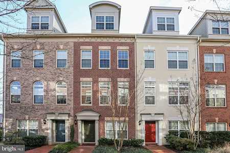 4303 4th Ct N Arlington, VA 22203