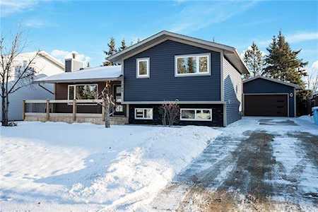 769 TIMBERLINE Drive Fort Mcmurray, AB T9K 1B1