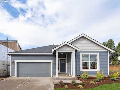 154 N 35th Pl Cornelius, OR 97113