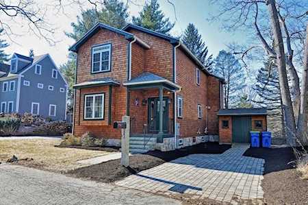 106 Edgemoor Wellesley, MA 02482