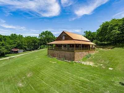 672 Holleman Bend Ln Granville, TN 38564