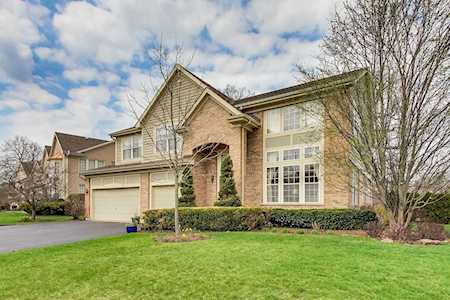 17 E River Oaks Circle Buffalo Grove, IL 60089