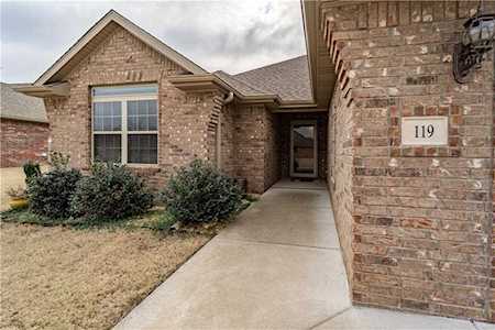 119 Cowans St Lowell, AR 72745