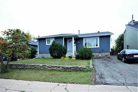 182 Clenell Crescent Fort Mcmurray, AB T9K 1L2