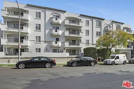 1878 Greenfield Avenue #PH2 Los Angeles, CA 90025