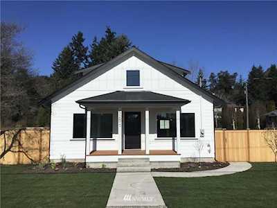 5201 64th St W University Place, WA 98467