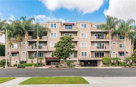 4533 Vista Del Monte Avenue #106 Sherman Oaks, CA 91403