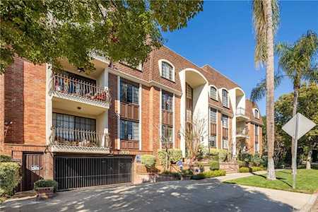 11939 Gorham Avenue #306 Brentwood, CA 90049