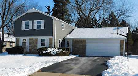 360 Springside Ln Buffalo Grove, IL 60089